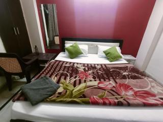 Hotel O D 3 residency - Ghaziabad - 3