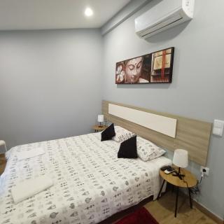 Good Vibes - Lagos Guesthouse - Lagos - 2