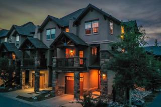 Luxe Downtown Winter Park Private Hot Tub 4 BR - 0