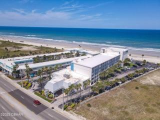 Purple Reign: A Chic, Romantic Oceanfront Getaway - Sleeps 4 - Daytona Beach - 6