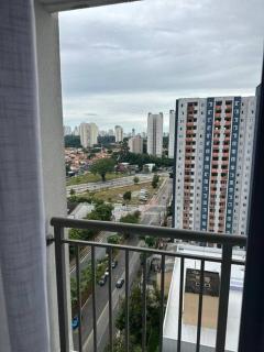 Belo Studio com suíte e varanda - São Paulo - 4