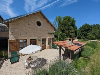 Gîte familial 2 chambres avec piscine, animaux, et vaste terrain à Forcey - FR-1-611-75 - - 3