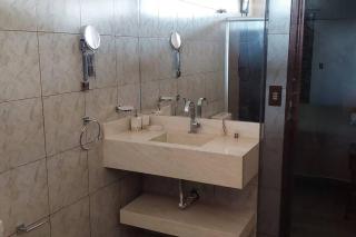 Casa completa com churrasqueira, quintal e hidromassagem próxima ao shopping e centro de Araraquara - 3