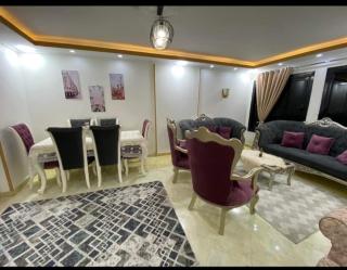 للايجار شقه فندقيه - Il Cairo - 0