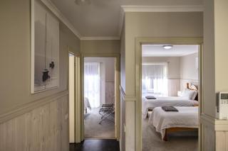 The Crays Accommodation - Strahan - 3