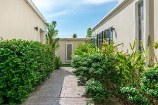 The Lago apartments 2bd - 2