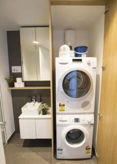 Melbourne Central Designer Studio With North Views - 2