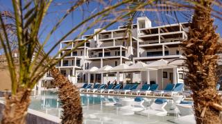 The Cove At Cerritos - San Carlos - 0