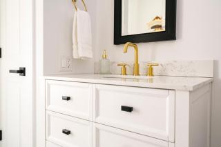 Very Cozy, 2 Bedroom Farmhouse Apartment 2nd FL - 5