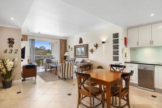 Charming Baroque Escape for 2 in Hastings street, Noosa - Noosa Heads - 5
