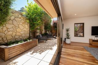 Esplanade Escape to the Brighton Beach Boxes - 5