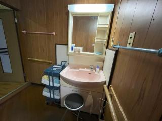 福井駅から徒歩2分の1棟貸切民泊 最低限福井駅前 - 2