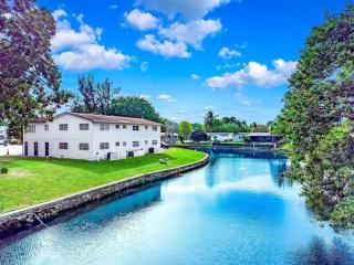 King Water View - No Extra Fees - Palm Wave Says - Coconut Creek - 5