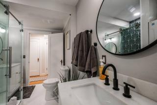 Beautifully Restored Home by OSU w/2 King 1 QN - 4