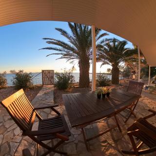 Beachfront 2Br Garden Bbq SeaView QuietRetreat - 8