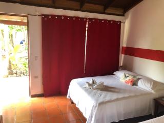 Hotel Hibiscus - Playa Junquillal - 3