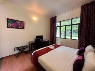 ēRYA by SURIA Janda Baik - 9