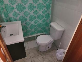 Del Valle Unit 2, Economical Large Studio Near Beach, Sleeps Up to 4 - San Juan - 3