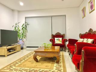 Bankstown 4 Br house close to Shopping & Station - 9