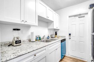 Water View - 1st Floor - Stocked - Palm Wave Says - 6