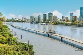 Fab! ~ Skyline City, Water + Story Bridge Views - Brisbane - 7
