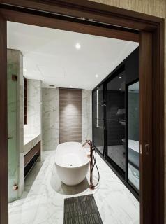 Metropole Thủ Thiêm Luxury Apartment - Ho Chi Minh - 2
