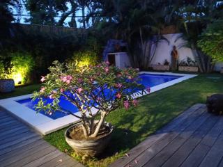 Balinese Luxury in The Centre of Seminyak - 7