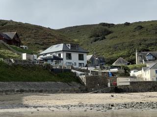 UPPER BEACH HOUSE - Portreath - 0