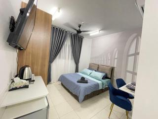 Lenore & Myna Suite at Alanis Residence Sepang, KLIA Homestay Apartment - Sepang - 0