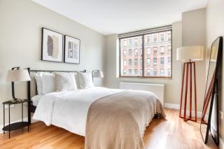 UWS 2br w playroom rooftop nr Central Park NYC-859 - 2