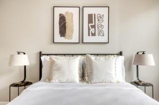 UWS 2br w playroom rooftop nr Central Park NYC-859 - 1