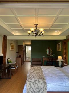 Quinstel Guesthouse - 1