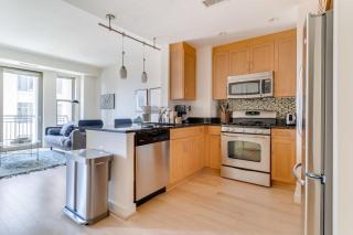 Clarendon 1br w elevator walk to metro dining WDC-800 - Arlington - 5