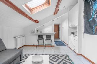 MA15 Duomo-Loreto - Large - Central - Bright - 9