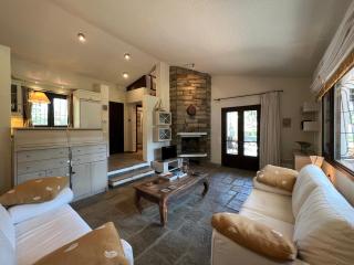 Lavender by halu!, Villa with outdoor ping pong area - 1