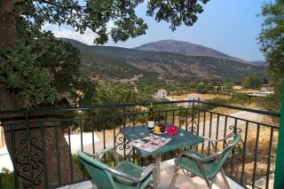 Faos Luxury Apartments 2 - Agia Effimia - 3