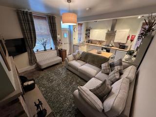 Prince St Cottage - Haworth - Sleeps 4 - 8