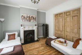 Spacious 4 bed house in Croydon with parking for x2 cars! - Photo ID Required - South Norwood - 5