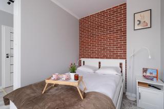 Dąbska Studio with Terrace & Parking by Noclegi Renters - Krakow - 5