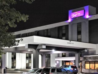 Sleep Inn - 7