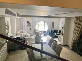 Spacious villa in golden square - 7