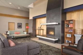 Country Inn & Suites by Radisson, Fergus Falls, MN - 7
