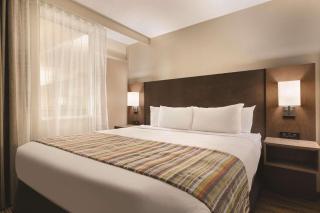 Country Inn & Suites by Radisson, Fergus Falls, MN - Fergus Falls - 4