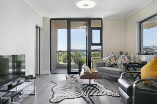 Waters Edge 220 by Host Agents - 5