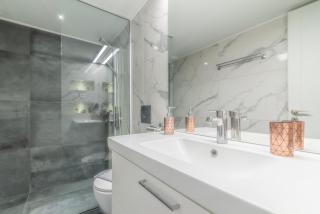 Misty Grey Apartment near City Centre - Heraklion - 4