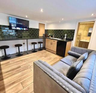 Spacious Modern Retreat Sleeps 11 Liverpool City - Liverpool - 9