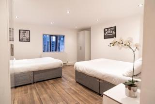 Spacious Modern Retreat Sleeps 11 Liverpool City - Liverpool - 6