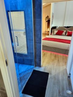 Garden Suite - 1