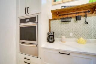 Hot Springs: 2 Cabins Waterfall & Mountain Views - 3