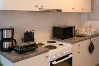 Renovated Kypseli Apartment - 8